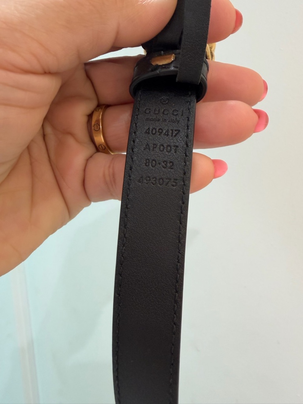 Gucci Black Leather Belt with Gold Double G Logo Buckle - Picture 3 of 4